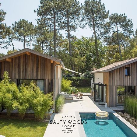 Salty Woods Lodge, Chambre D'Hotes 뷰부코레방 외부 사진