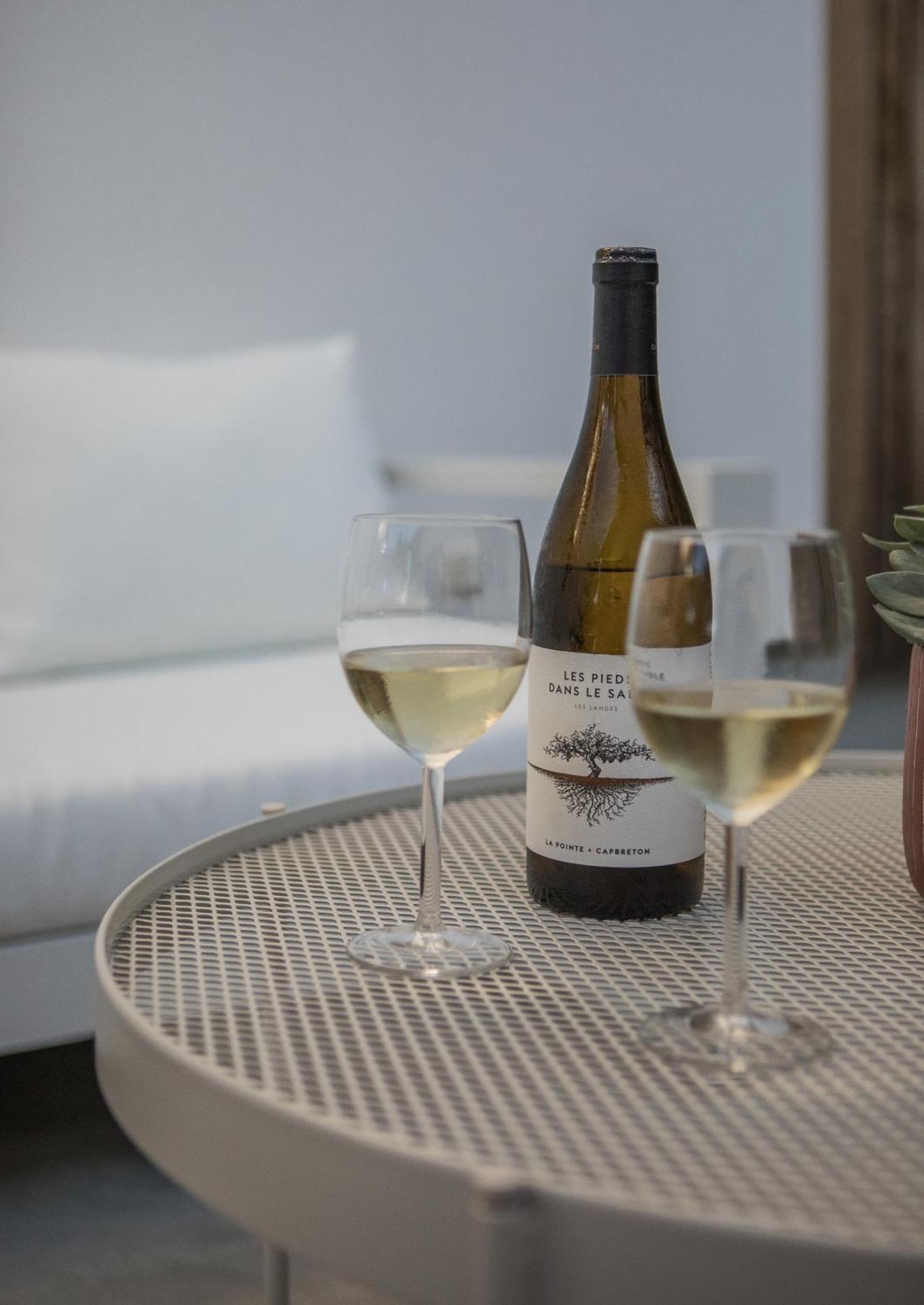 Salty Woods Lodge, Chambre D'Hotes 뷰부코레방 외부 사진